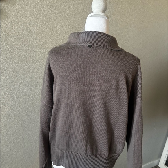 CALIA by Carrie Underwood Brown V-Neck Collared Knit Pullover - Picture 3 of 5